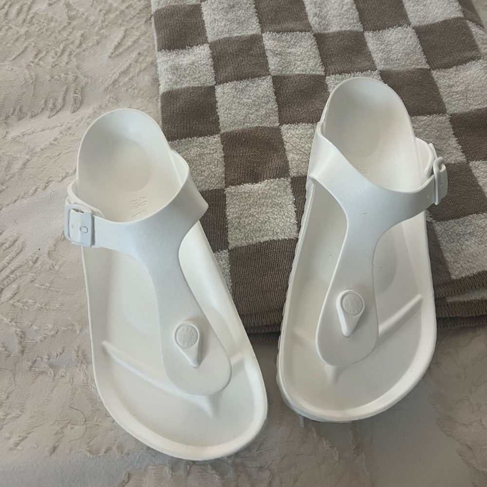 Birkenstock White Slide Sandals size 9